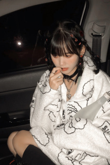 骸骨骑士大人异世界冒险中樱花动漫